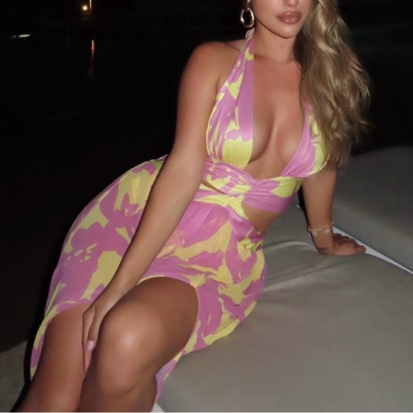 Dresses & Skirts - Luxe Picks Mila Maxi Dress Never NWT small